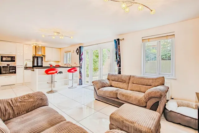 Parc Llwyn Celyn, St. Clears, SA33, photo 3