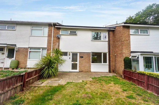 Hithercroft Road, High Wycombe, HP13, photo 1