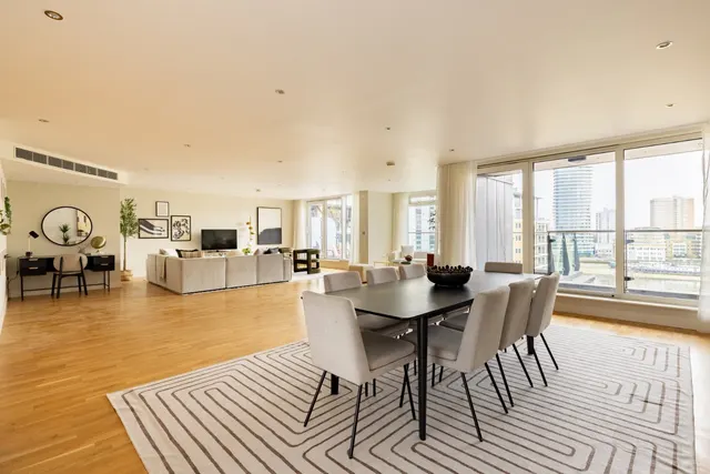 Courtyard House, Imperial Wharf, SW6, photo 1