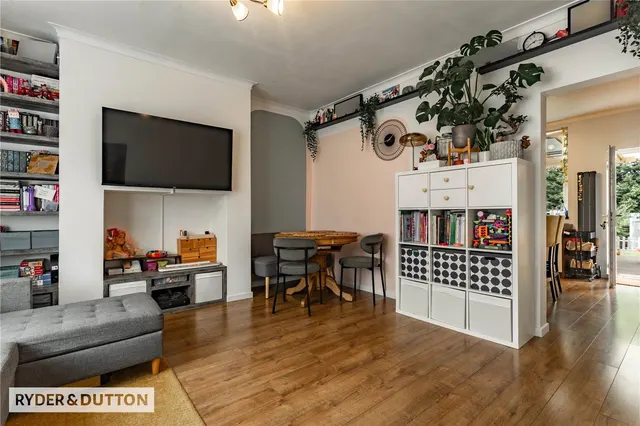 Clovelly Street, Castleton, OL11, photo 3
