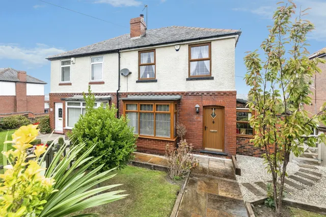 Barnsley Road, Brierley, S72, photo 1