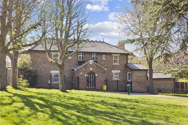 St Ann's Hill, St Ann's Hill, London, SW18 2RS, photo 1