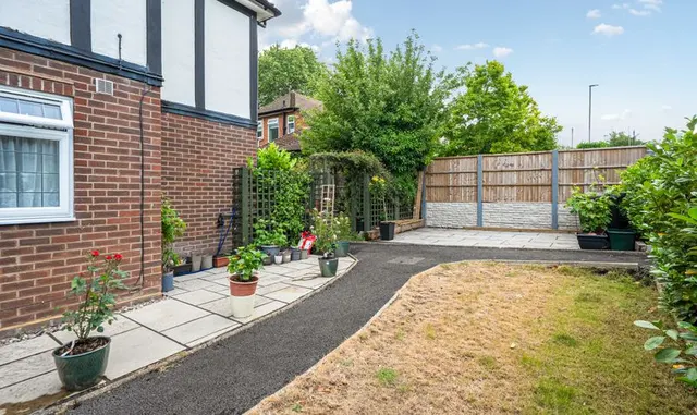 Photo 2 — West Hill, Epsom, KT19
