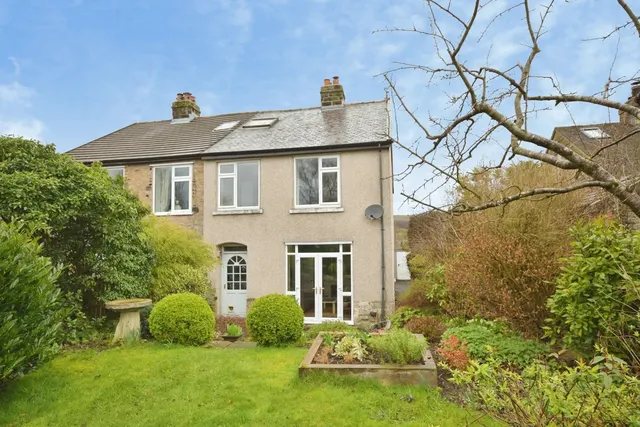 Ladycroft Avenue, Buxton, Derbyshire, SK17, photo 1