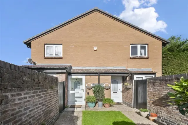 Berrydale Road, Hayes