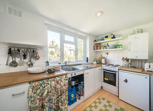 Photo 3 — The Gardens, East Dulwich, SE22