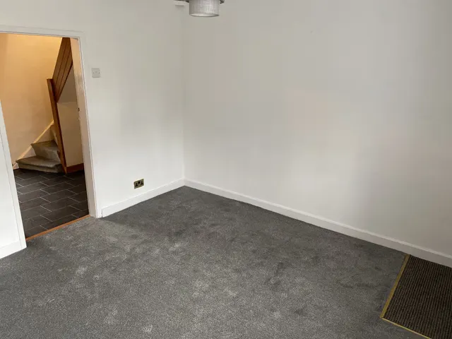 Atworth Terrace, Neston Road, CH64, photo 3