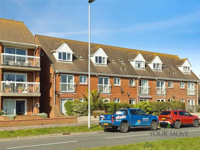 Benbow Avenue, Eastbourne, BN23, photo 1