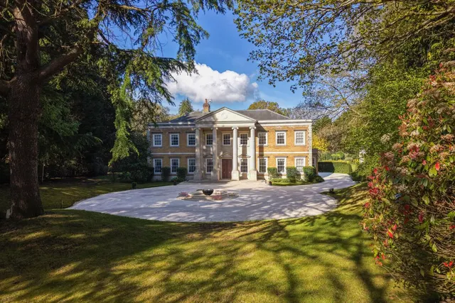 Portnall Rise, Virginia Water, GU25, photo 2