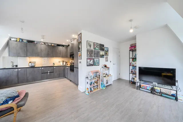 Wells Park Road, London, SE26, photo 2