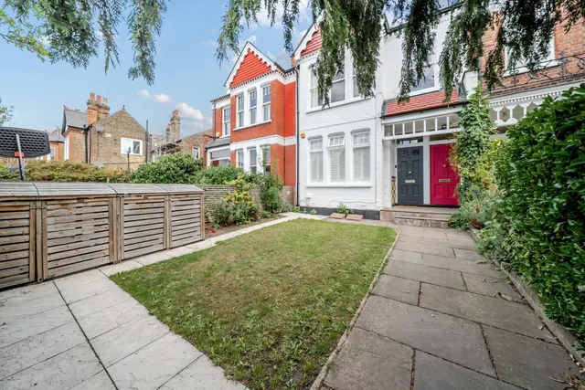Salford Road, Streatham Hill, London, SW2, photo 1