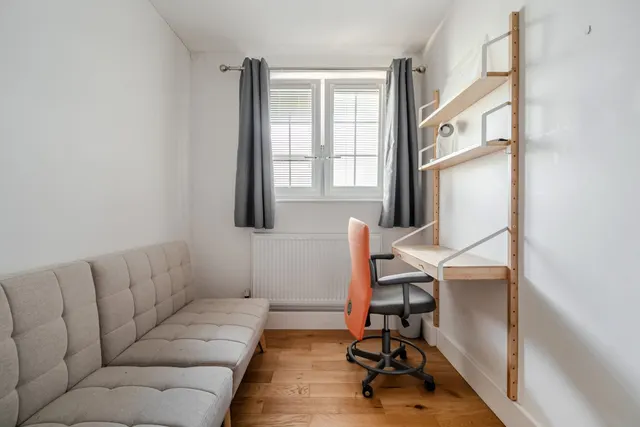 Photo 2 — Tabard Garden Estate, Borough, London, SE1