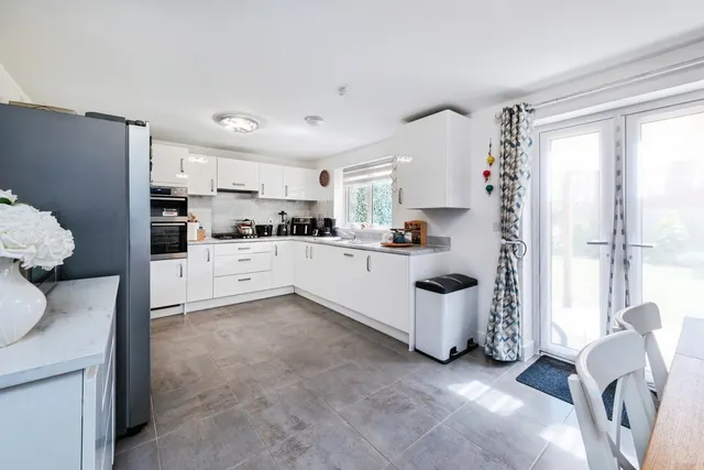 Photo 3 — Poulter Road, BANBURY, Oxfordshire, OX16