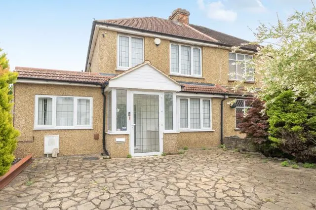 Alvista Avenue, Taplow, SL6, photo 1