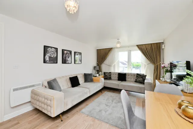 Sorbus Road, Broxbourne, photo 1