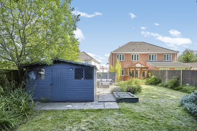 Chatsworth Crescent, Allestree, DE22, photo 3