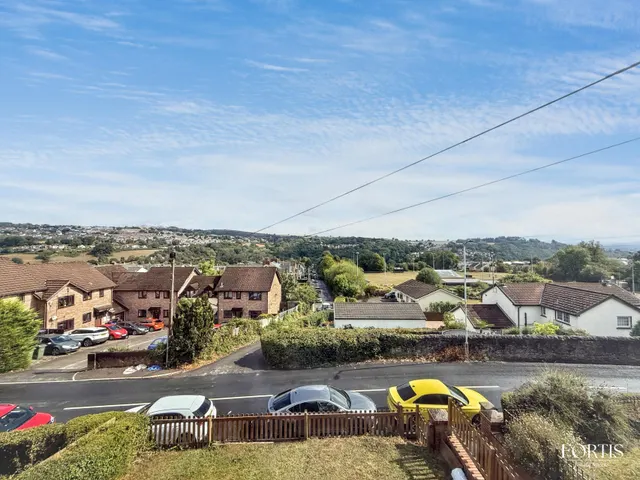 Photo 2 — Penywain Road, Wainfelin, NP4