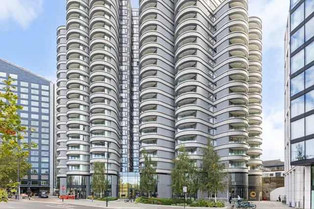 Albert Embankment, London, SE1, photo 1
