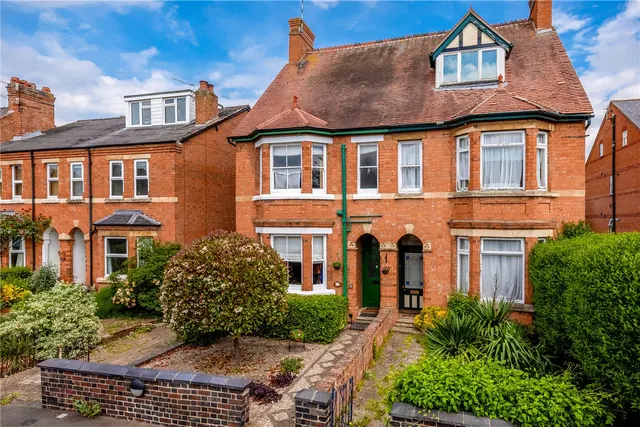 Vincent Avenue, Stratford-upon-Avon, CV37, photo 1
