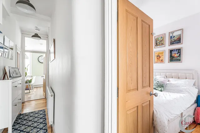 Birkbeck Road, N8, photo 2