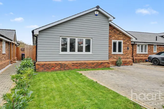 Meadowbrook, Rochford, SS4, photo 2