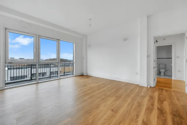 Photo 3 — Flat 15, 49 Hacon Square, Richmond Road, London, E8 3BE