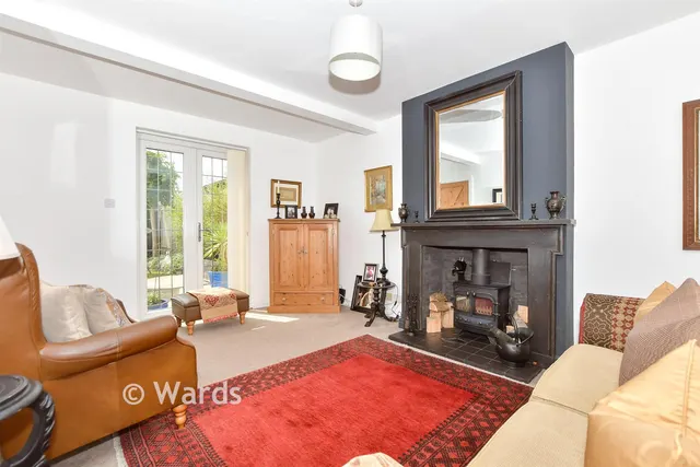 The Green, Eythorne, CT15, photo 3