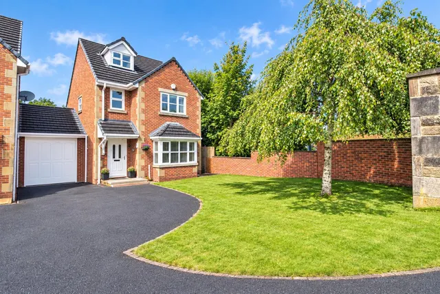 Oakenshaw Croft, Accrington, BB5, photo 1