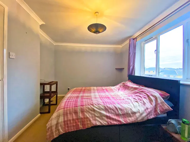 Ascot Court, Aldershot, GU11, photo 3