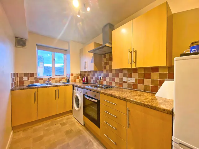 Ascot Court, Aldershot, GU11, photo 2