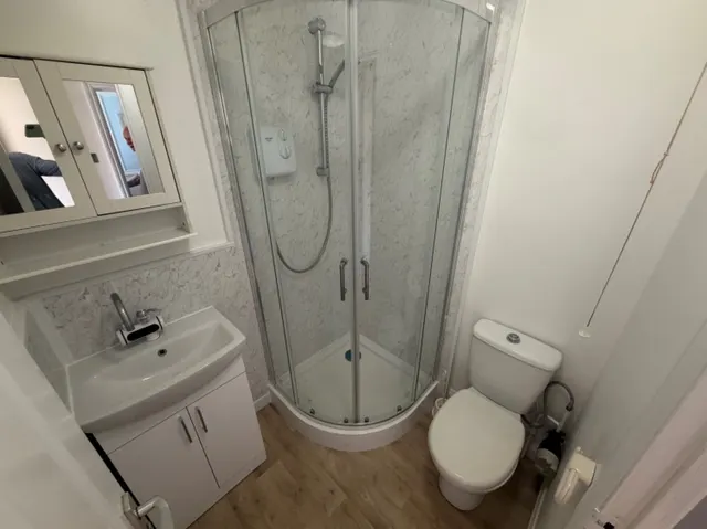 Photo 3 — Flat 2, 9 Haden Hill Road, Halesowen, West Midlands, B63 3NE, UK