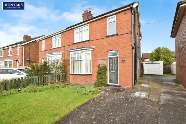 West Common Crescent, Scunthorpe, photo 1