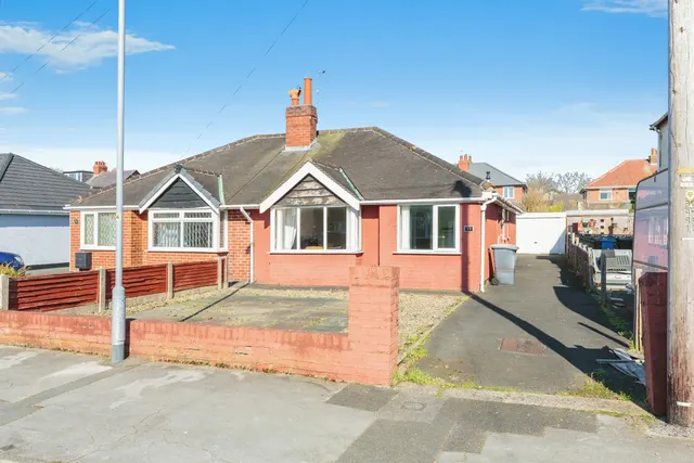 Fairsnape Road, Lytham St. Annes, FY8, photo 1