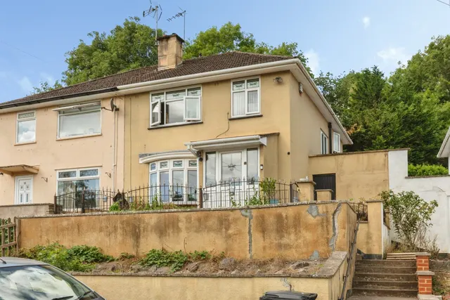 Longreach Grove, BRISTOL, photo 1