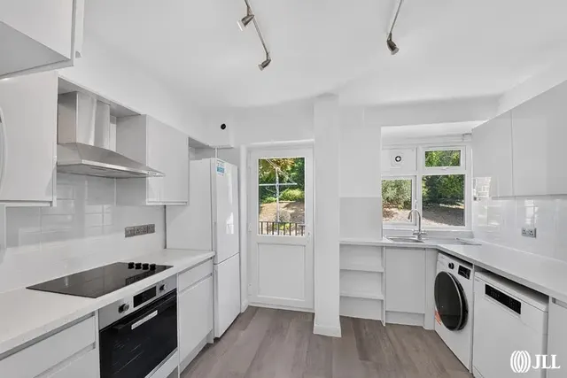 Petersham Road, Richmond, TW10, photo 1