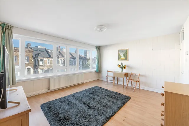 Shuttleworth Road, Battersea, SW11, photo 3