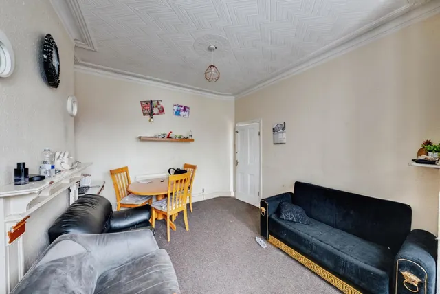 Cumberland Road, London, E13, photo 3