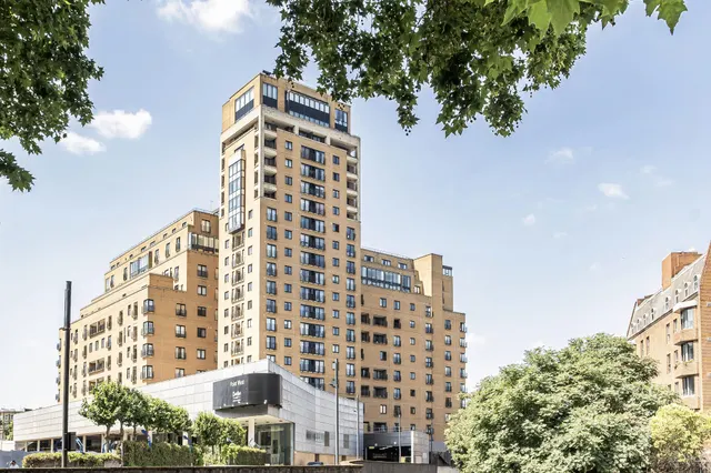 361 Point West, 116 Cromwell Road, London, photo 1