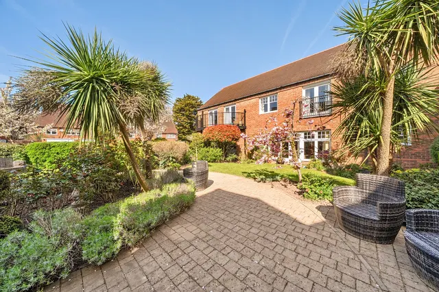 High Street, Knowle, B93, photo 1