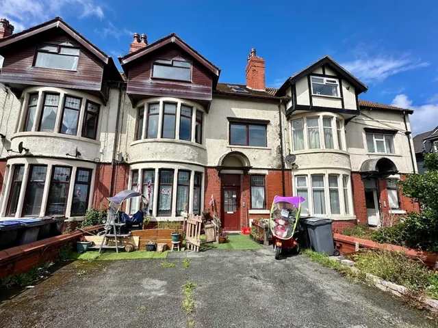 Lytham Road, Blackpool, photo 1