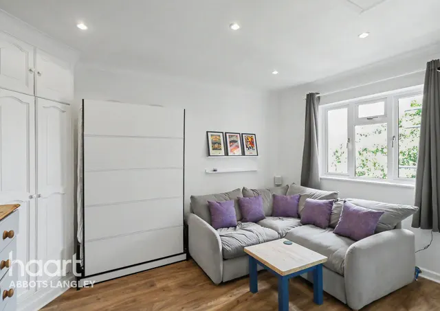 Shirley Road, Abbots Langley, WD5, photo 3