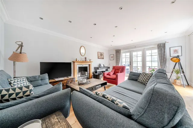 Bullfinch Lane, Sevenoaks, TN13, photo 2