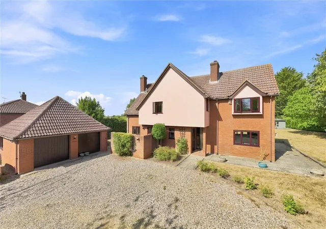 with 5 bedrooms in Castle Camps, CB21, photo 1