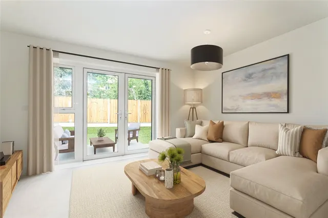 Sloane Walk, Croydon, CR0, photo 1