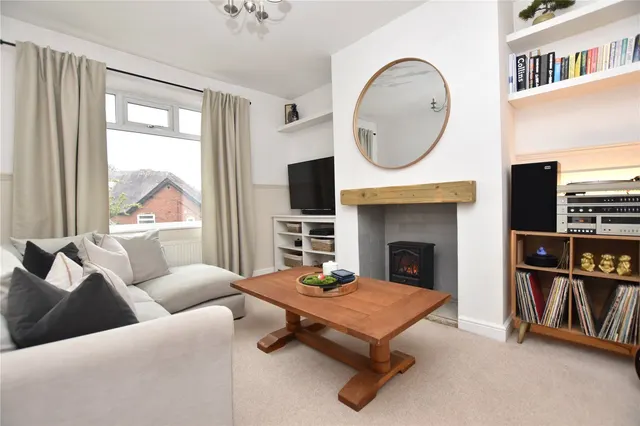 Sunny View, East Ardsley, WF3, photo 2