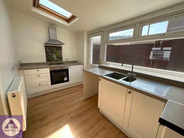 Photo 2 — Edward Street, Abertillery
