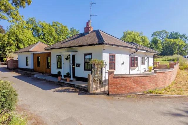 Measham Road, Ashby-de-la-Zouch, photo 2