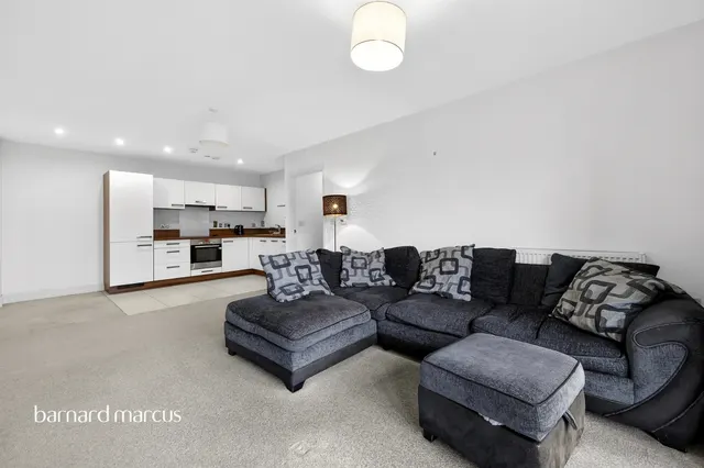 Holford Way, London, SW15, photo 1
