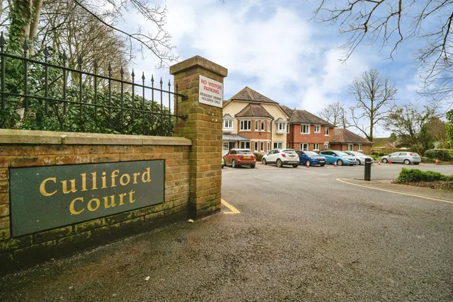 Culliford Road North, Dorchester, photo 1