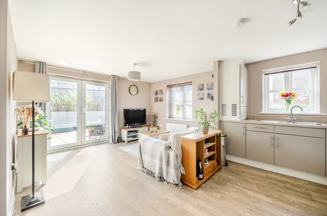 Amsbridge Crescent, Wick, BN17, photo 2